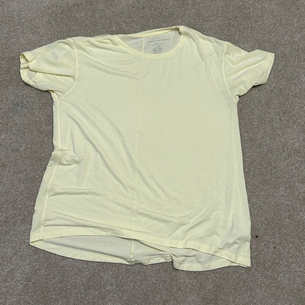 American eagle t shirt
